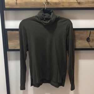 Madewell Whisper Olive Green Cotton Turtleneck Blouse Size S